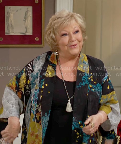 Traci's mixed print kimono jacket on The Young and the Restless