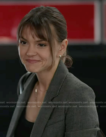 Alex’s grey plaid cropped blazer on 9-1-1