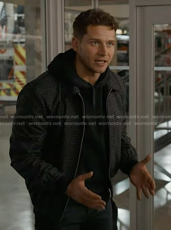 Buck's grey check jacket on 9-1-1