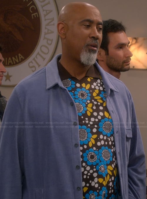 Frank's floral polo on The Upshaws
