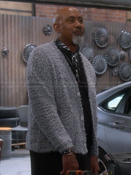 Frank's gray cardigan on The Upshaws