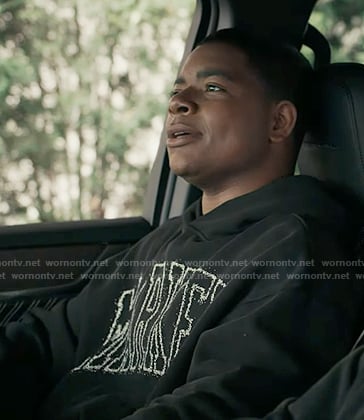Harry's black print hoodie on 9-1-1