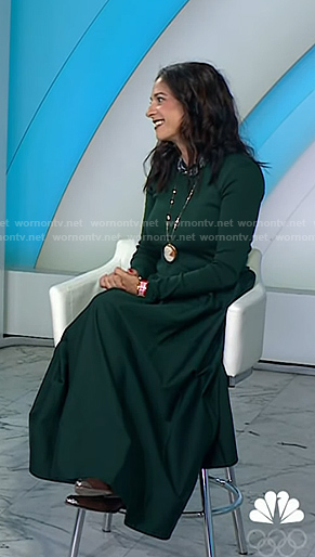 Jacqui Gifford's green long sleeve midi dress on Today
