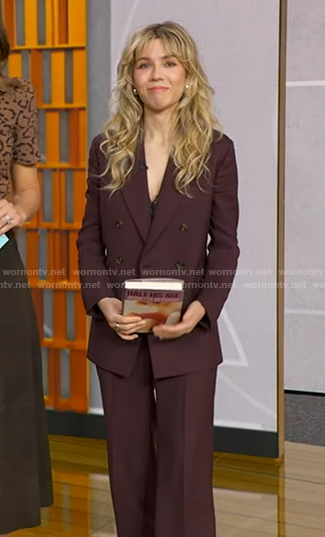 Jennette McCurdy's burgundy blazer and pants on Good Morning America