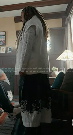 Karen's navy printed colorblock pants on 9-1-1