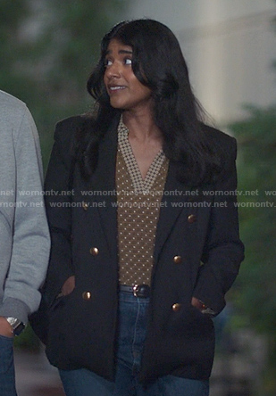 Kavita’s khakie printed v-neck top on Greys Anatomy