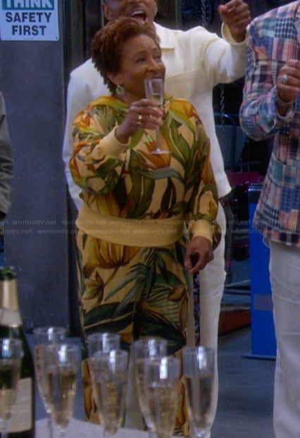 Lucretia's yellow floral print hoodie and pants on The Upshaws