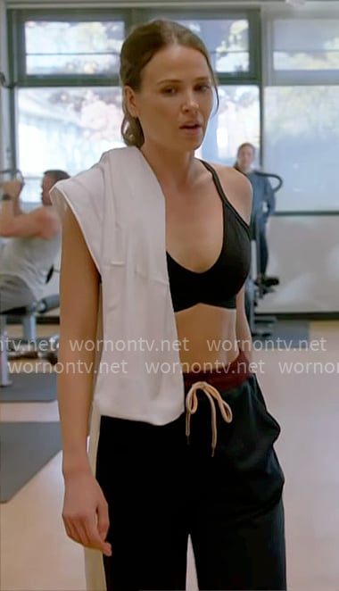 Novak's side-stripe track pants on Chicago Fire