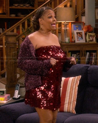 Regina's burgundy sequin strapless dress on The Upshaws