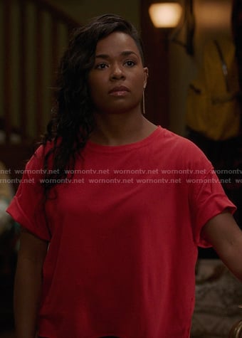 Simone'e red tee on Greys Anatomy