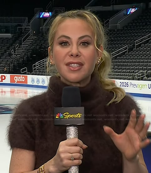 Tara Lipinski's brown mohair turtleneck sweater on Today