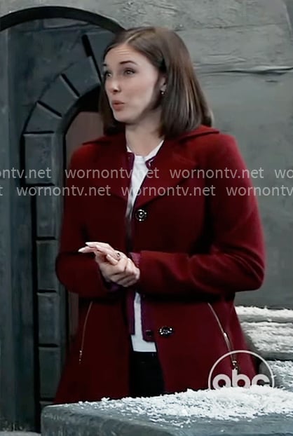 Willow's red coat on General Hospital