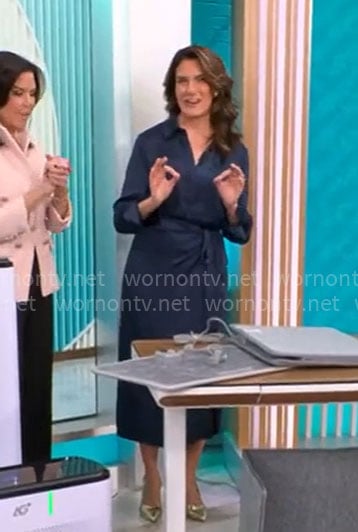 Adriane Kiss's navy blue shirtdress on CBS Mornings