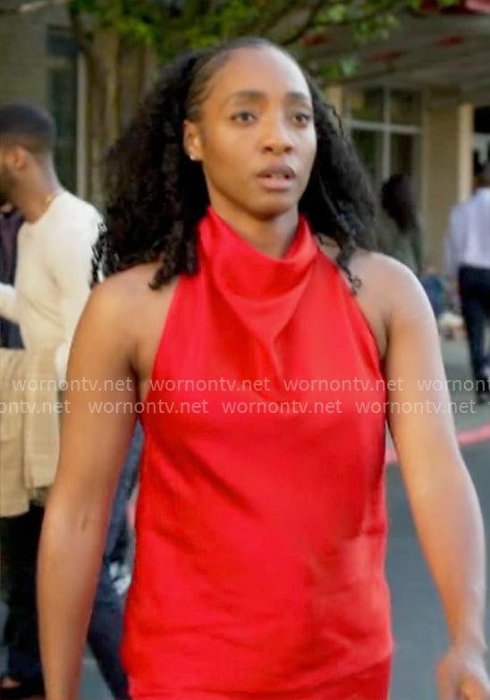 Faith's red halter top on Will Trent
