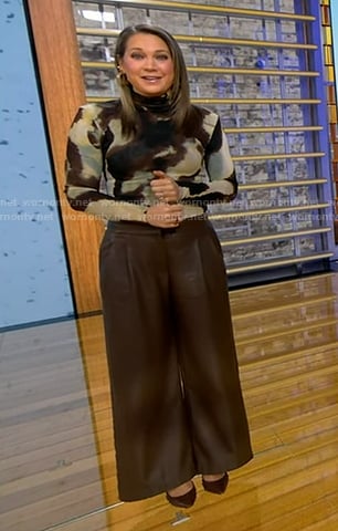 Ginger's abstract print top and brown leather pants on Good Morning America