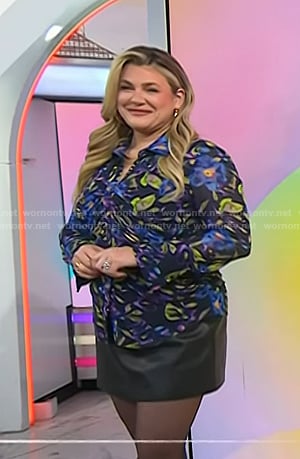 Heather McMahan's blue floral print shirt on Today