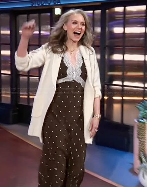 Hilarie Burton's lace trim polka dot print dress on The Kelly Clarkson Show