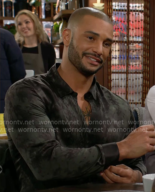 Holden's tie dye pintuck shirt on The Young and the Restless