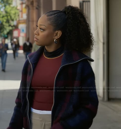 Izzy's plaid jacket on The Lincoln Lawyer