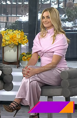 Jasmine Snow's pink sweater and satin pants on Today