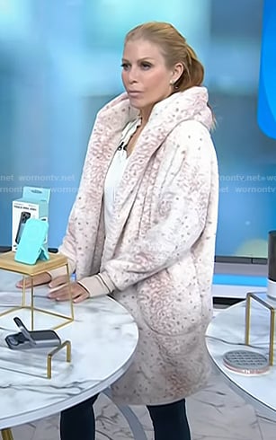 Jill's pink print hooded fleece jacket on Today