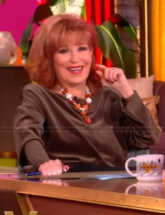 Joy's green velvet top on The View