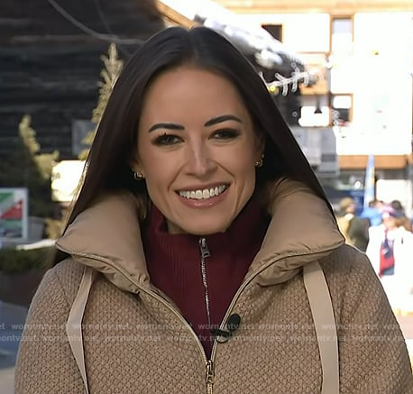 Kaylee's beige knit down jacket on Today