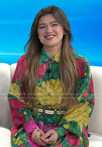 Kelly Clarkson's floral shirtdress on Today