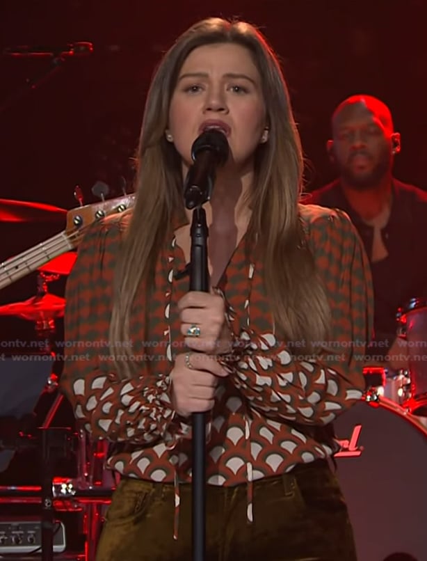 Kelly's printed tie neck blouse on The Kelly Clarkson Show