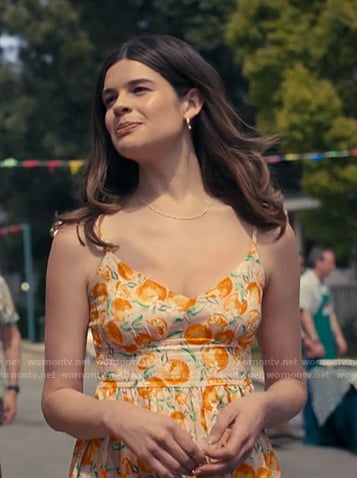 Megan's pink fruit print dress on The Burbs