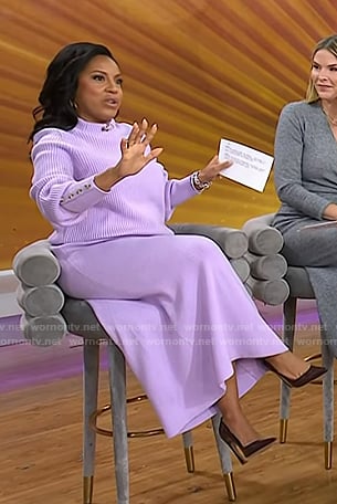 Sheinelle's brown heel pumps on Today