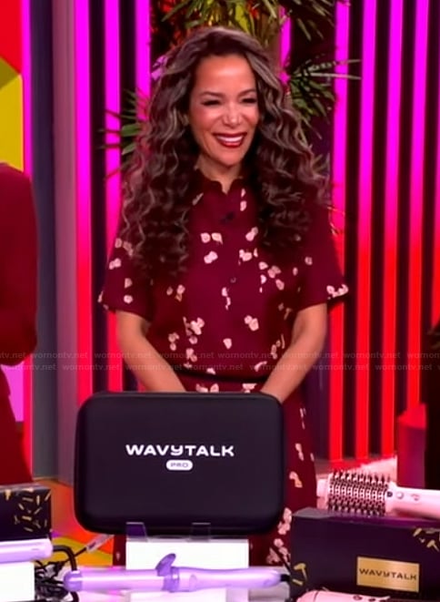 Sunny's burgundy floral print shirtdress on The View