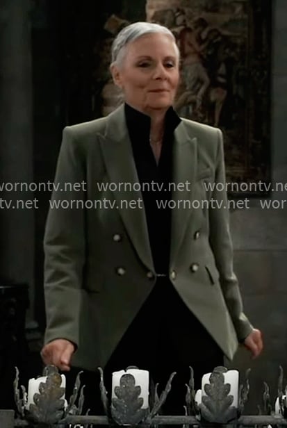 Tracy's green blazer on General Hospital