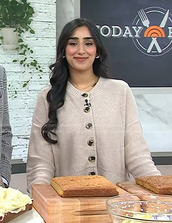 Zoha Malik's knit cardigan on Today