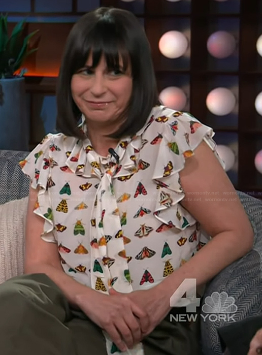 Amanda Cohen's white butterfly print top on The Kelly Clarkson Show