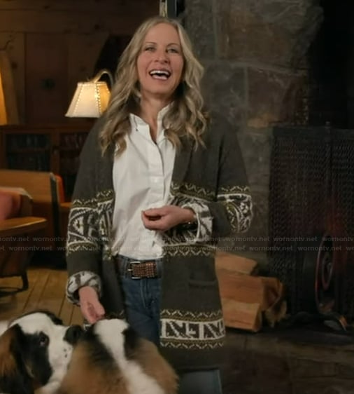Becky Worley's cardigan on Good Morning America