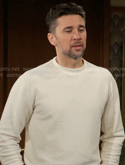 Cane's white textured sweater on The Young and the Restless