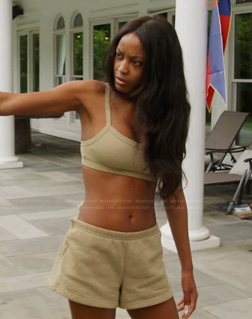 Ciara's khaki sports bra and shorts on Summer House
