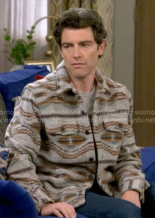 Dave's grey printed shirt jacket on The Neighborhood