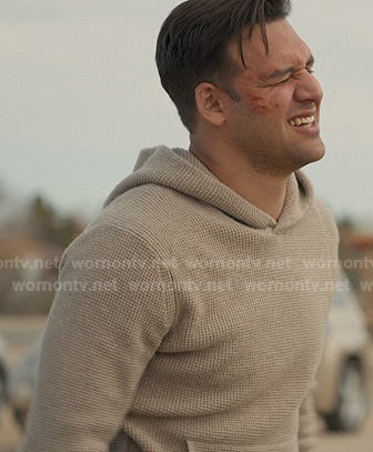 Eddie's beige waffle hoodie on 9-1-1