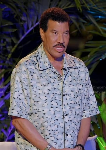 Lionel Richie's floral contrat trim short sleeve shirt on American Idol