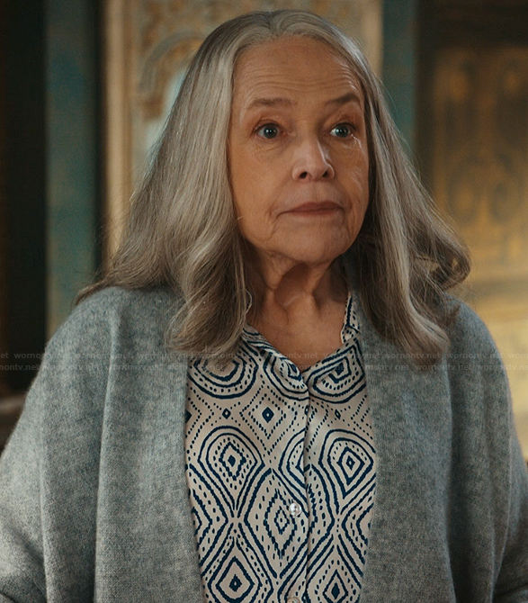 Madeline's blue printed top on Matlock
