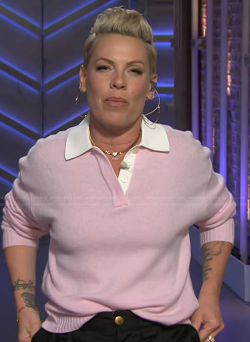 Pink's pink contrast polo sweater on The Kelly Clarkson Show