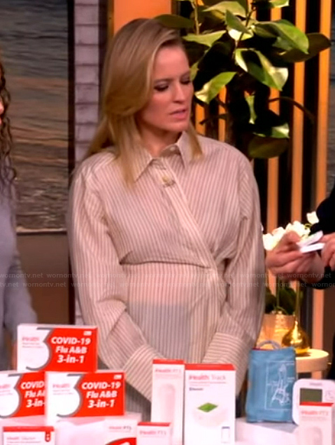 Sara's striped blouse on The View