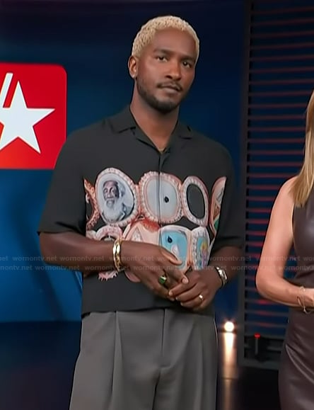 Scott's black printed shirt on Access Hollywood