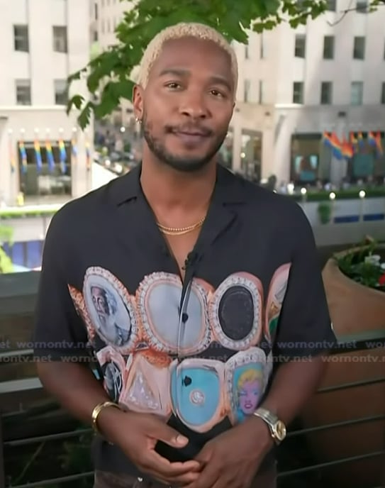 Scott's black printed shirt on Access Hollywood