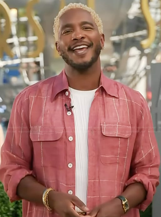 Scott's pink printed shirt on Access Hollywood