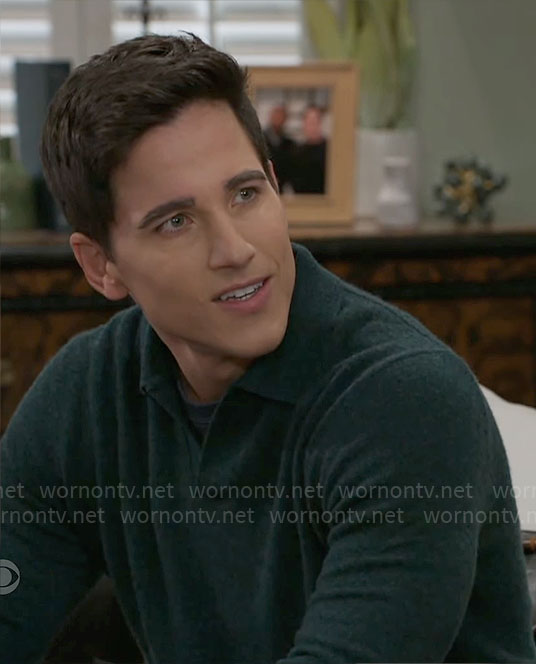 Smitty's green sweater on Beyond the Gates