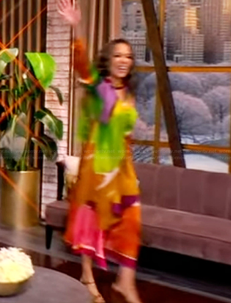 Sunny's abstract print midi dress on The View