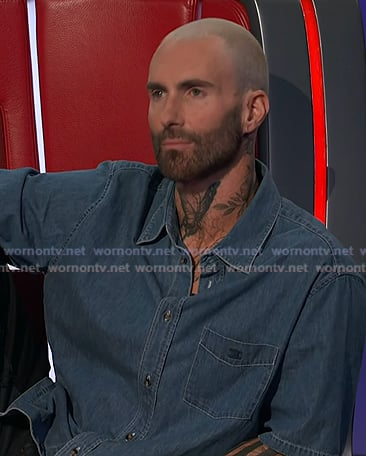 Adam Levine's chanbray short sleeve shirt on The Voice